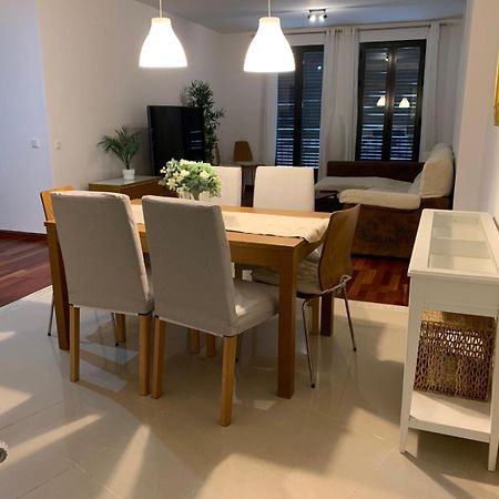 San Bernardo Family Apartment Sevilla Buitenkant foto