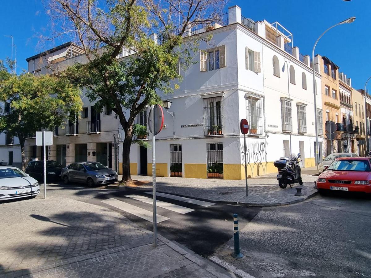 San Bernardo Family Apartment Sevilla Buitenkant foto
