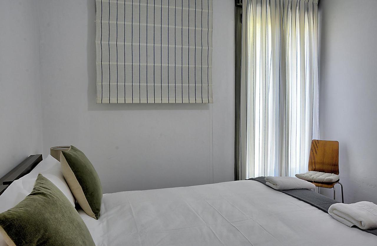 San Bernardo Family Apartment Sevilla Buitenkant foto