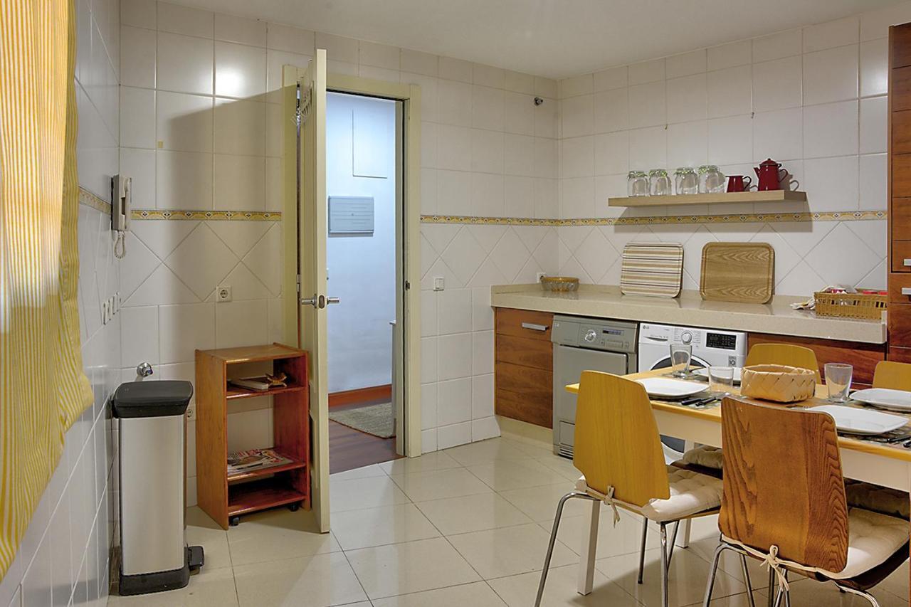 San Bernardo Family Apartment Sevilla Buitenkant foto