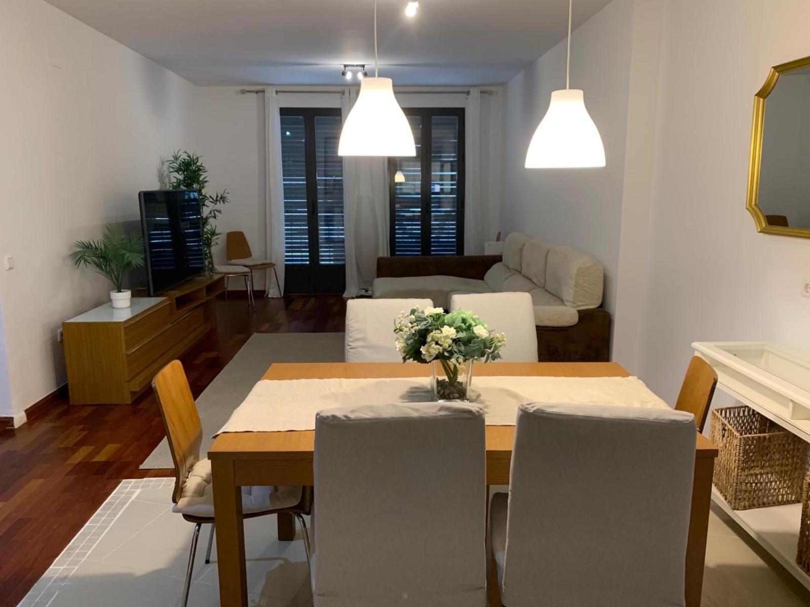 San Bernardo Family Apartment Sevilla Buitenkant foto